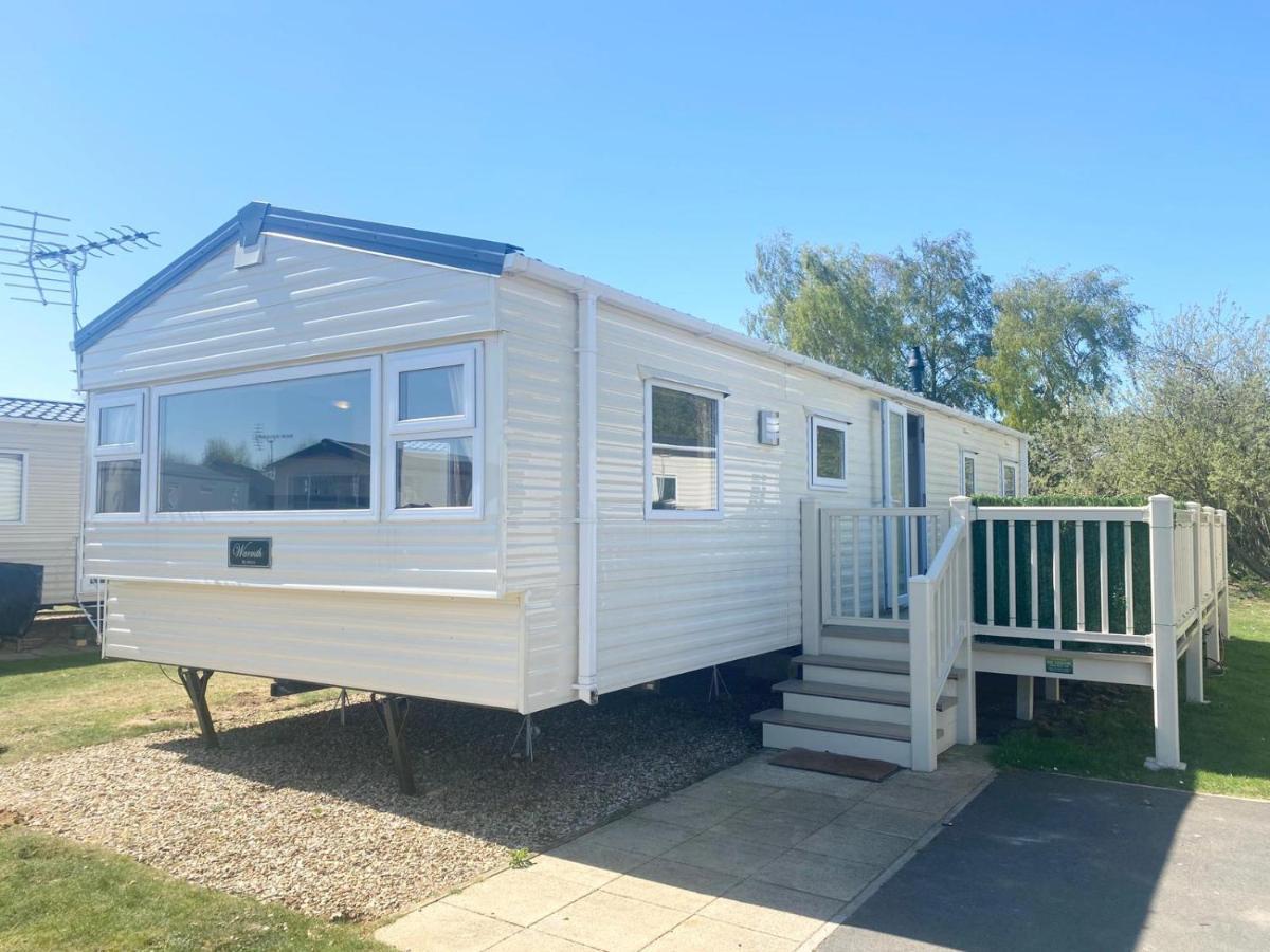 Tattershall Lakes - Hot Tub Breaks Extérieur photo